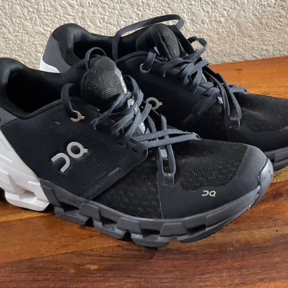 On Running Shoes - On Running Women's Black Athletic Shoes
